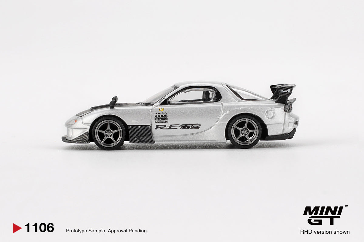 Mini GT 1/64 2024 Mazda RX-7 RE-Amemiya Silver Metallic MGT01106R
