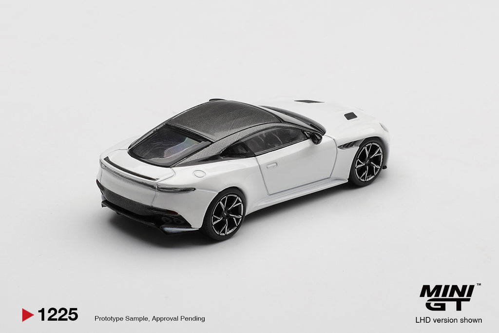 Mini GT 1/64 2024 Aston Martin BDS Stratus, white MGT01225-L